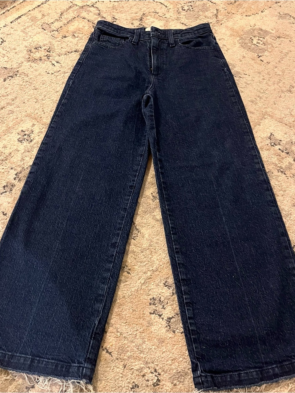 Dark Wash Frayed Hem Wide Leg Jeans 4 Short Women Jeans - Picture 2 of 10